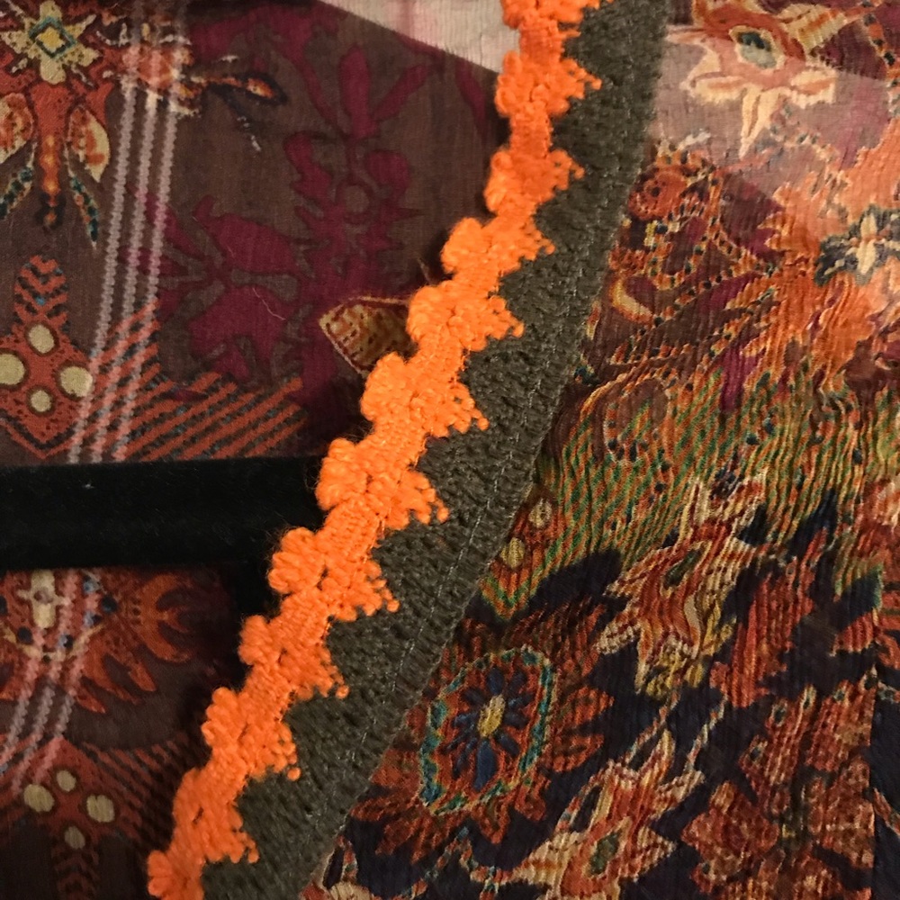 Blouse - Picture 5 of 5